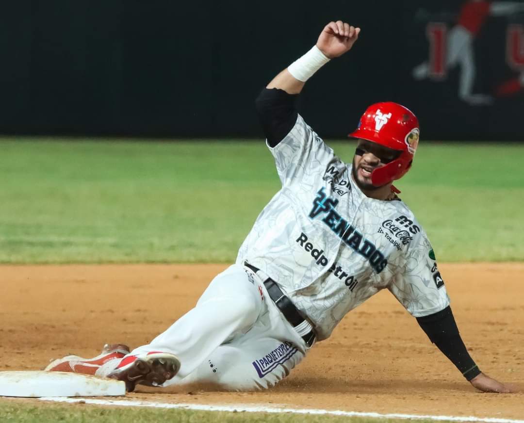 ¡VICTORIA PARA LOS VENADOS DE MAZATLÁN Y SE EMPATA LA SERIE!