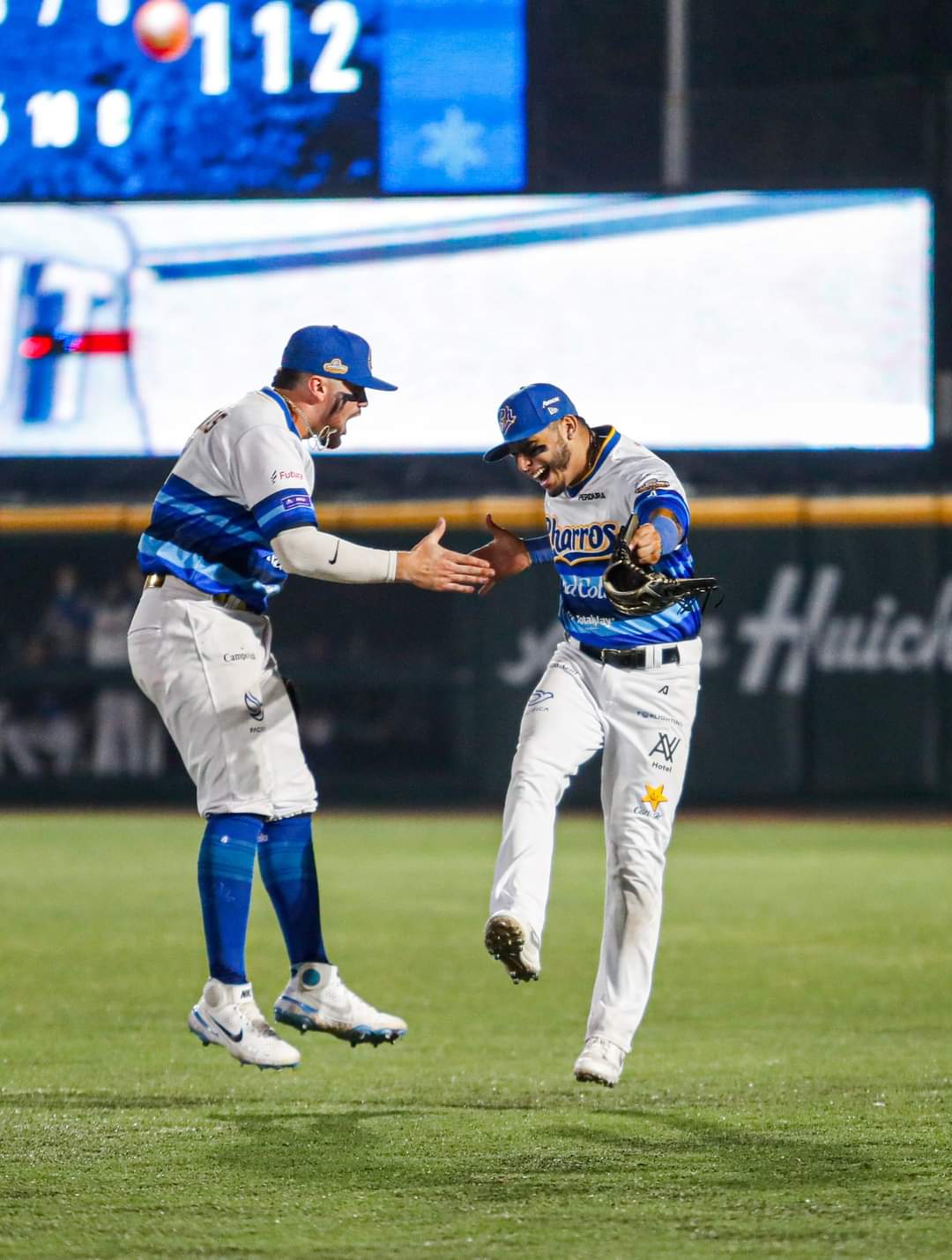 Otra vez se impone Charros de Jalisco a Tomateros de Culiacán