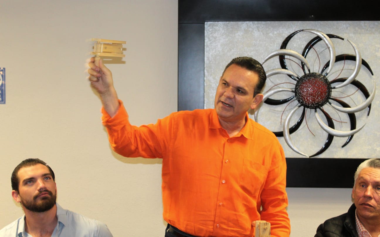 Regala Movimiento Ciudadano matracas a Rocha Moya y Vargas Landeros para que queden bien con Adán Augusto López en su campaña por Ahome